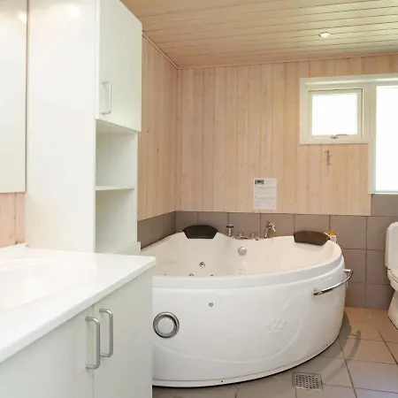 8 Person Holiday In Bl Vand Prázdninový dům Blåvand